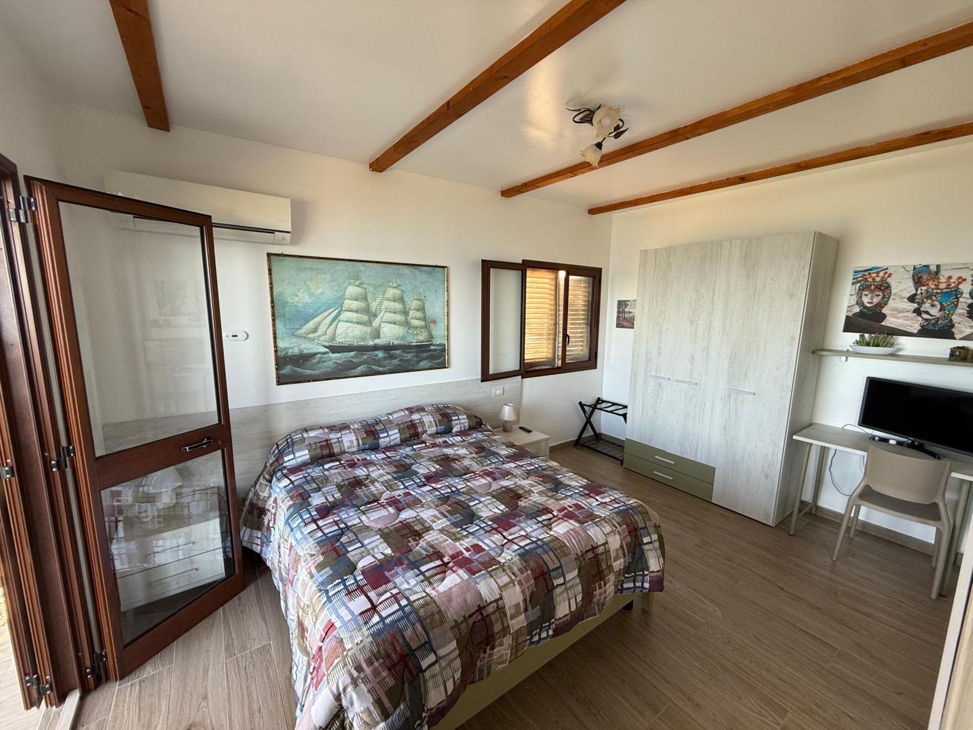 체팔루 Mareblu B&B 외부 사진